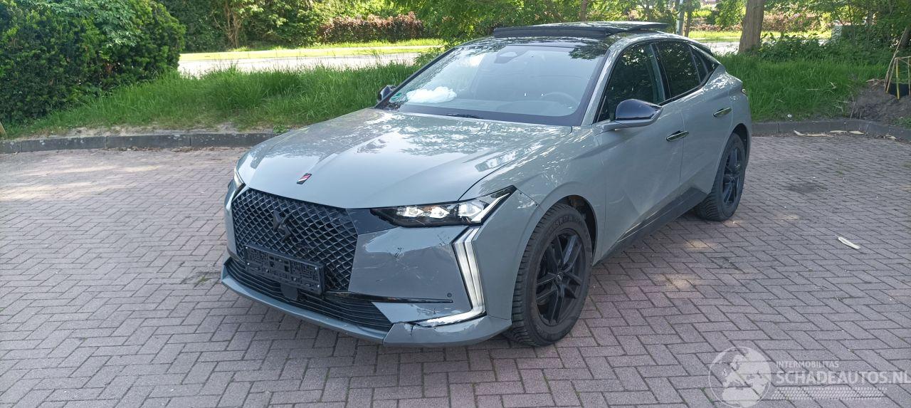 DS Automobiles DS 4 Performance Line+ 1.2-Turbo 131pk Automaat Panoramadak Head up Display Navigatie Alcantara sportstoelen Memory Keyless Blindspot Privacyglas