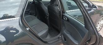 Kia Ceed 1.6 CRDI 136pk Navi Led koplampen Leder Sportstoelen-Memory  Climatecontrol Elektrische achterklep Achteruitrijcamera Led-Achterlichten CruiseControl 4xStoelverwarming Lichtautomaat picture 21