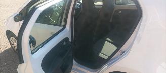 Volkswagen Up! 1.0-mpi 65pk Airconditioning Led verlichting Dab Audio Start-Stop Cruisecontrol Drivelane assistent navi-houder picture 22