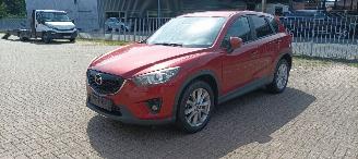 Mazda CX-5 2.2 175pk Automatik 4x4 Navigatie Xenon Climatecontrol CruiseControl Stoelverwarming Lichtautomaat Privacyglas Regensensor Achteruitrijcamera Keyless entry picture 4