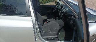 Kia Venga Bj 8-2013 1.6 Automaat Climatecontrol Stoelverwarming Lichtautomaat Privacyglas keyless Entry trekhaak picture 18