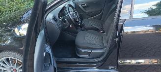 Volkswagen Polo Bj 3-2016 1.4 TDI euro6 Climatecontrol Stoelverwarming Regensensor leren stuurwiel mistlampen Elektrische ramen Elektrische-spiegels met verwarming Metallic Lak 18-inch velgen picture 14