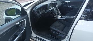 Volvo V-60 Cross Country 5-Cil 2.4 190pk Automatik 4x4 Leder Navi Xenon Led Climatecontrol CruiseControl Stoelverwarming Lichtautomaat Privacyglas Regensensor Trekhaak picture 15