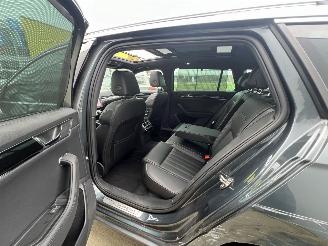 Skoda Superb 1.4 PLUG IN HYBRID AUTOMAAT-PANO-NAVI-CAMERA picture 11