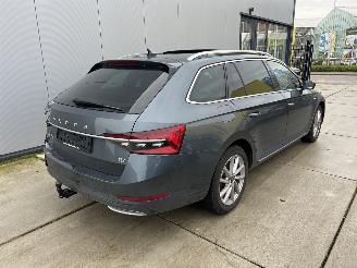 Skoda Superb 1.4 PLUG IN HYBRID AUTOMAAT-PANO-NAVI-CAMERA picture 6