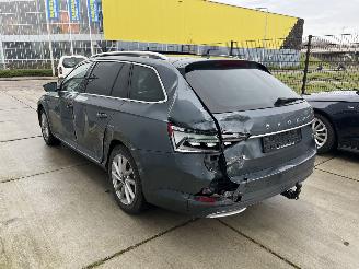 Skoda Superb 1.4 PLUG IN HYBRID AUTOMAAT-PANO-NAVI-CAMERA picture 5