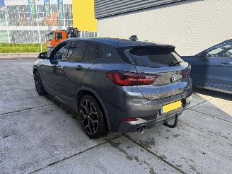BMW X2 sDrive 18i HIGH EXECUTIVE-AUTOMAAT-NAVI-PDC picture 4