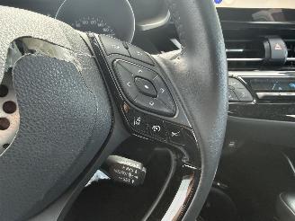 Toyota C-HR 2.0 HYBRID Dynamic-NAVI-CAMERA picture 18