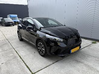 Auto incidentate Renault Clio 1.6 E-Tech Full Hybrid 145 Techno CAMERA - NAVI - KEYLESS 2025/11