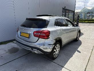 Mercedes GLA 200 d Prestige AUTOMAAT-PANO-NAVI-PDC picture 5