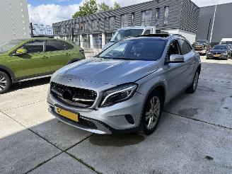 Damaged car Mercedes GLA 200 d Prestige AUTOMAAT-PANO-NAVI-PDC 2016/6