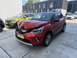 Auto incidentate Renault Captur 1.0 TCe 100 Bi-Fuel Intens PANO - NAVI - LED - CAMERA 2020/10