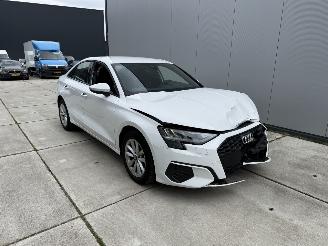 Schadeauto Audi A3 30 TFSI Pro Line AUTOMAAT - NAVI-PDC-CLIMA-CRUISE 2022/10
