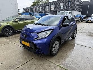 Avarii autoturisme Toyota Aygo X- 1.0 VVT-i MT PLay CAMERA-PDC 2025/9