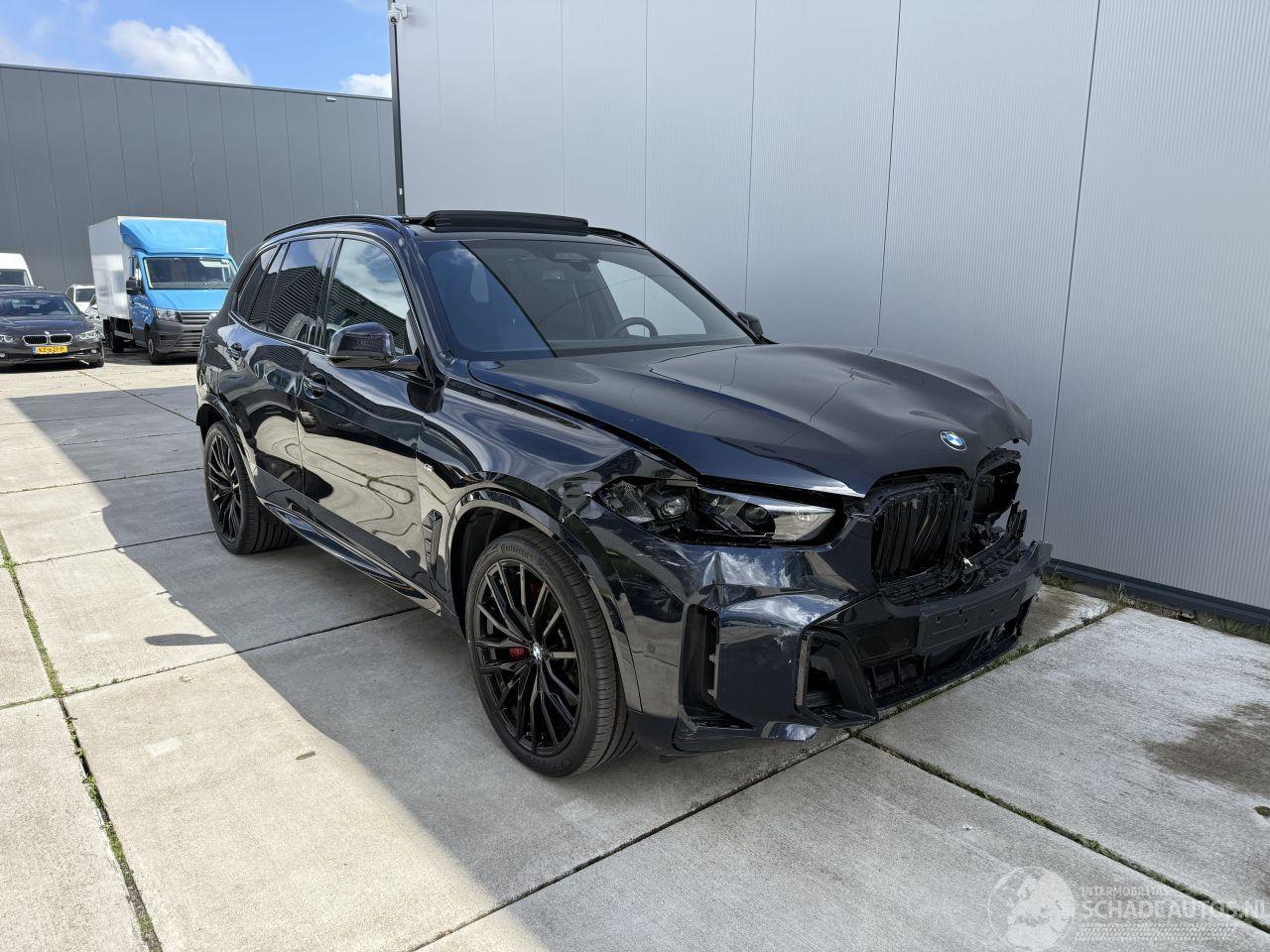BMW X5 40 i  4x4 M-PAKKET-HIGH EXE-PANO-360 CAMERA-LEDER