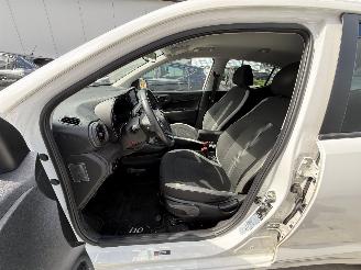 Hyundai I-10 1.0 COMFORT CRUISE - AIRCO picture 8