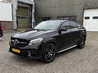 Unfallwagen Mercedes GLE Coupé 350D 4Matic AMG Pakket Pano Nap Nederlandse Auto 360Camera 2018/10