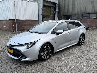 Vaurioauto  passenger cars Toyota Corolla Touring Sports 1.8 Hybrid Dynamic Nap Nederlandse Auto 2020/5