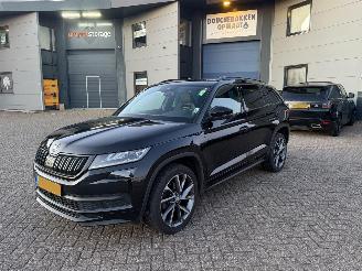 damaged passenger cars Skoda Kodiaq 1.5 TSI DSG Sportline 7Persoons Nap Nederlandse Auto 2021/8