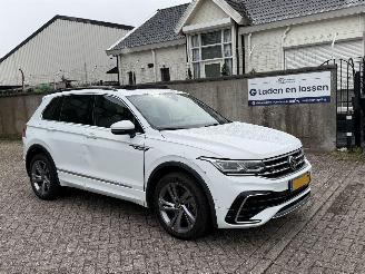 Volkswagen Tiguan 1.4 TSI EHybrid R-Line Pano picture 3