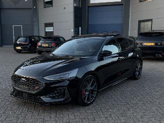 Ford Focus ST-X 280Pk Pano B&O Kuipstoelen picture 1