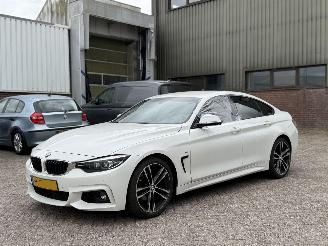 skadebil auto BMW 4-serie 418i M-Pakket NAP Nederlandse Auto 2020/1