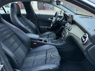 Mercedes Cla-klasse 180 Ambition Automaat Pano picture 10