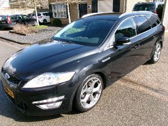 skadebil auto Ford Mondeo 1.6 I PLATINUM CLIMA NAVI GEEN SCHADE 2014/3