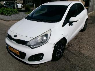 skadebil auto Kia Rio 1.2 CVVT PLUS PACK 2011/12