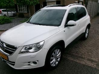 krockskadad bil auto Volkswagen Tiguan 1.4 TSI SPORT&STYLE NAVI PANO 2010/6