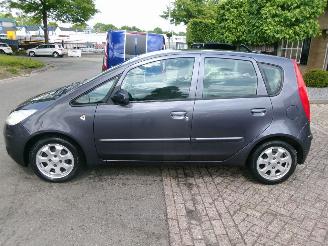Mitsubishi Colt 1.3 INVITE AUTOMAAT AIRCO picture 3