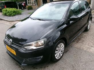 Schadeauto Volkswagen Polo 1.4-16V COMFORTLINE 2010/3