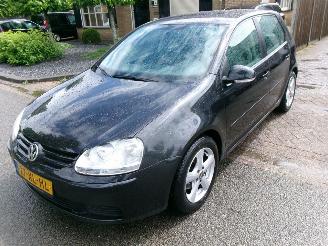 uszkodzony samochody osobowe Volkswagen Golf 1.6 i AUTOMAAT AIRCO 2007/9