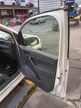 Volkswagen Caddy 2.0 TDI  DFS(D) picture 4