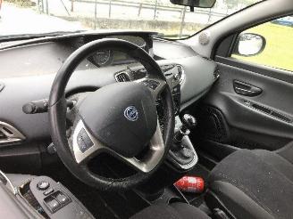 Lancia Ypsilon 1.2 picture 9