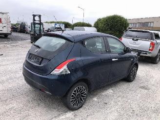 Lancia Ypsilon 1.2 picture 3