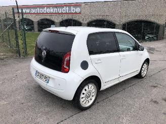 damaged passenger cars Volkswagen Up! 1.0 2013/2