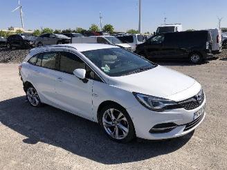Opel Astra BREAK 1.5 CDTI picture 1