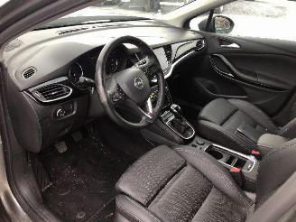 Opel Astra break 1.2 elegance picture 5