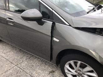 Opel Astra break 1.2 elegance picture 12