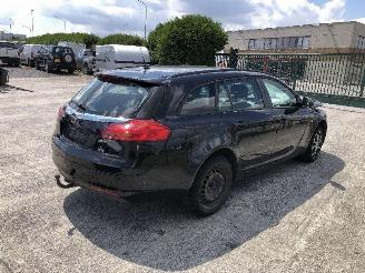 Opel Insignia 2.0 CDTI SPORT TOURER picture 4