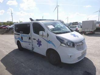 skadebil auto Opel Vivaro 1.6 DCI AMBULANCE 2019/10