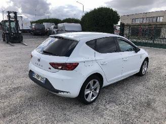skadebil auto Seat Leon FR  150CV 2016/8