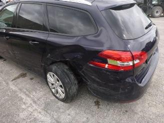 Peugeot 308 1.2   SW picture 13