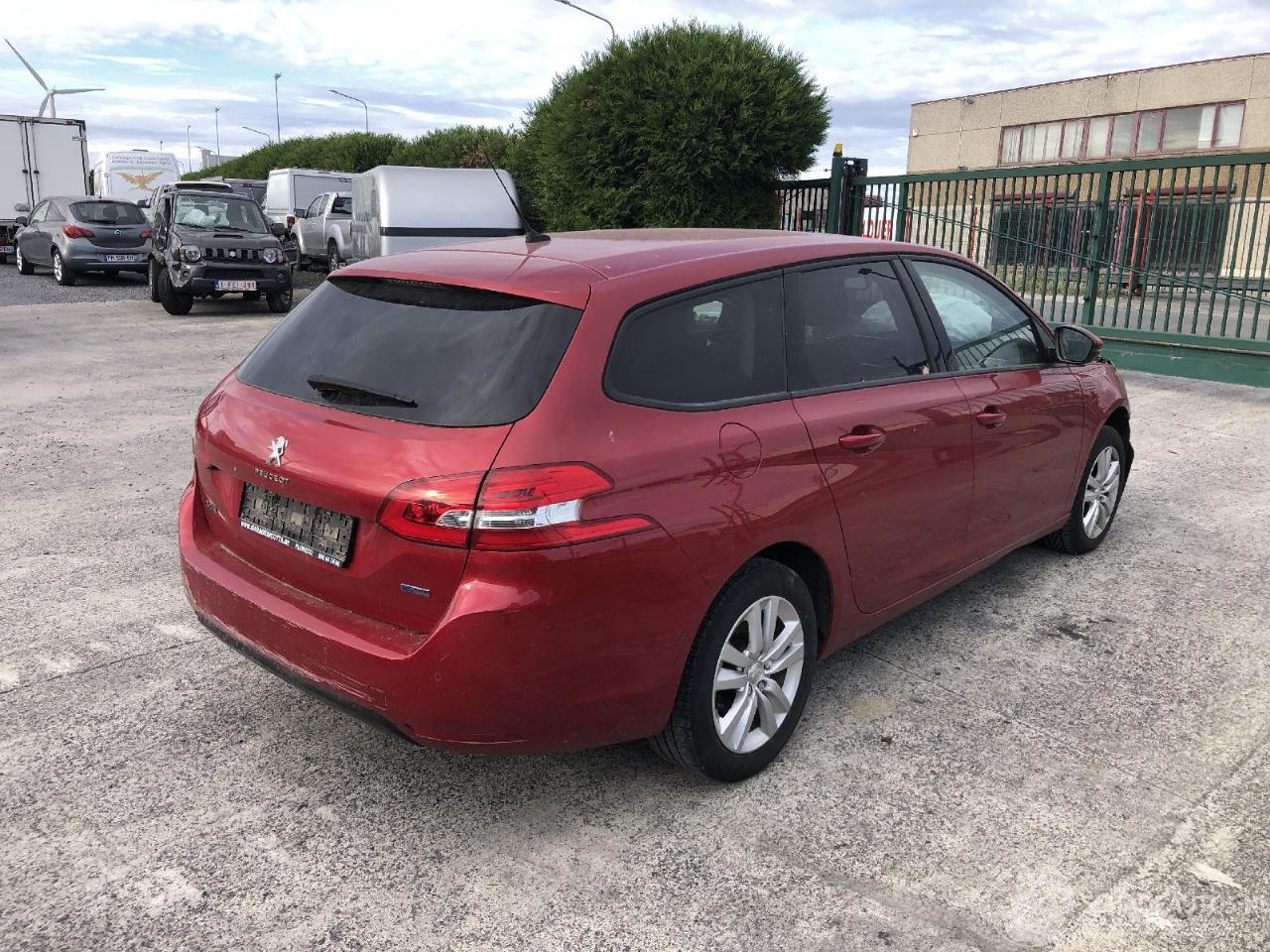 Peugeot 308 SW  1.2