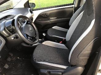 Toyota Aygo 1.0 picture 6