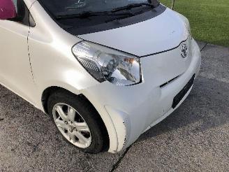 Toyota iQ 1.0 picture 8