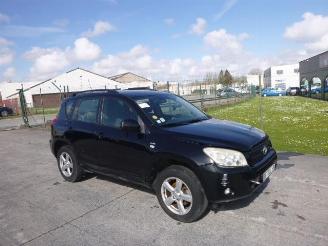 uszkodzony samochody osobowe Toyota Rav-4 2.2 D4D  4WD 2007/11