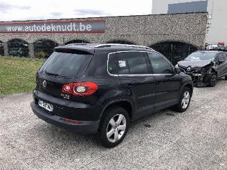 krockskadad bil auto Volkswagen Tiguan 2.0 TDI 2010/6