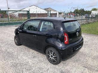 krockskadad bil auto Volkswagen Up! 1.0 2013/6